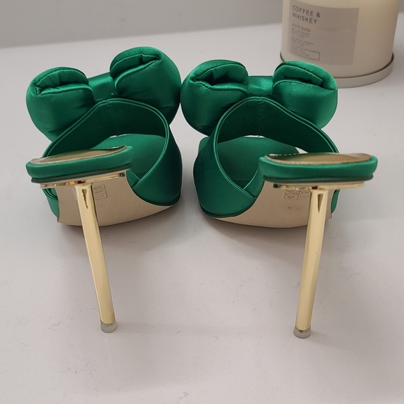 Jeffrey Campbell  BOW_DOWN Green satin bow stiletto slides, New in box US 7.5 - Picture 8 of 12